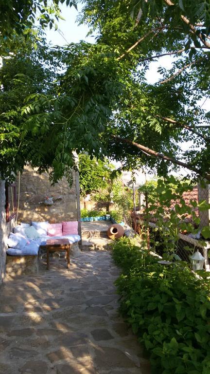 Hotel Dimitri Ada Evi & Restaurant İmroz Exterior foto